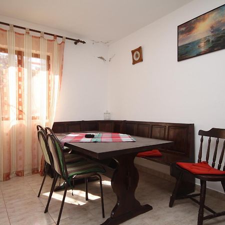 Apartments By The Sea Basina, Hvar - 8749 Vrbanj Room photo
