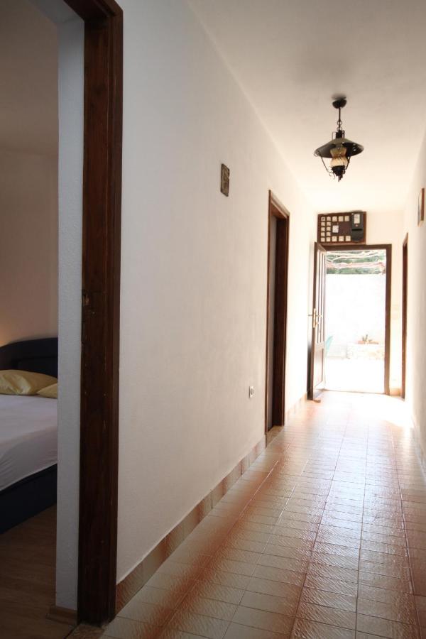 Apartments By The Sea Basina, Hvar - 8749 Vrbanj Exterior photo