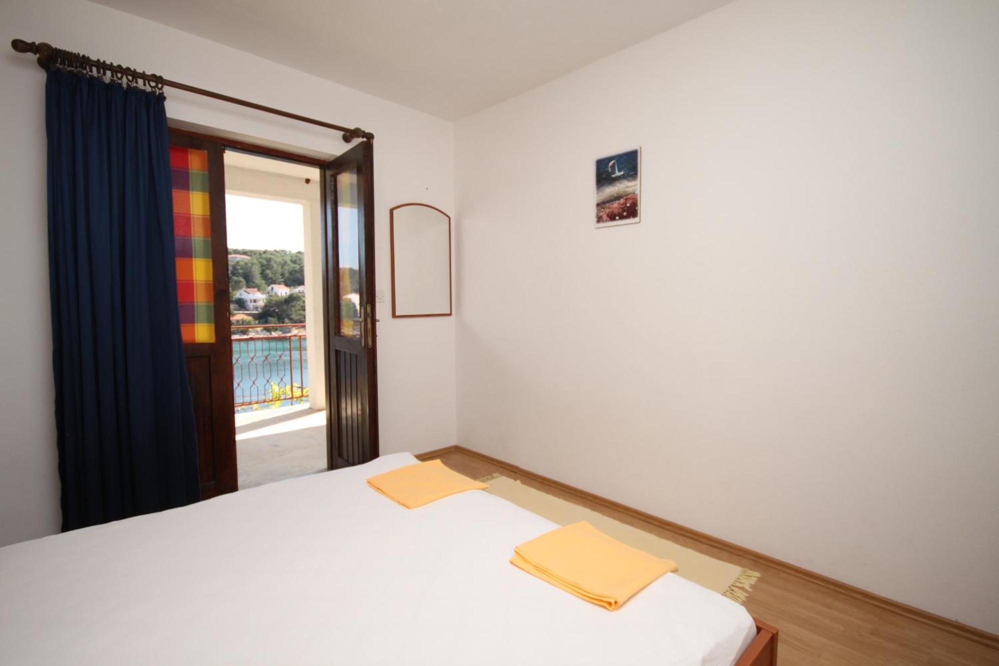Apartments By The Sea Basina, Hvar - 8749 Vrbanj Room photo