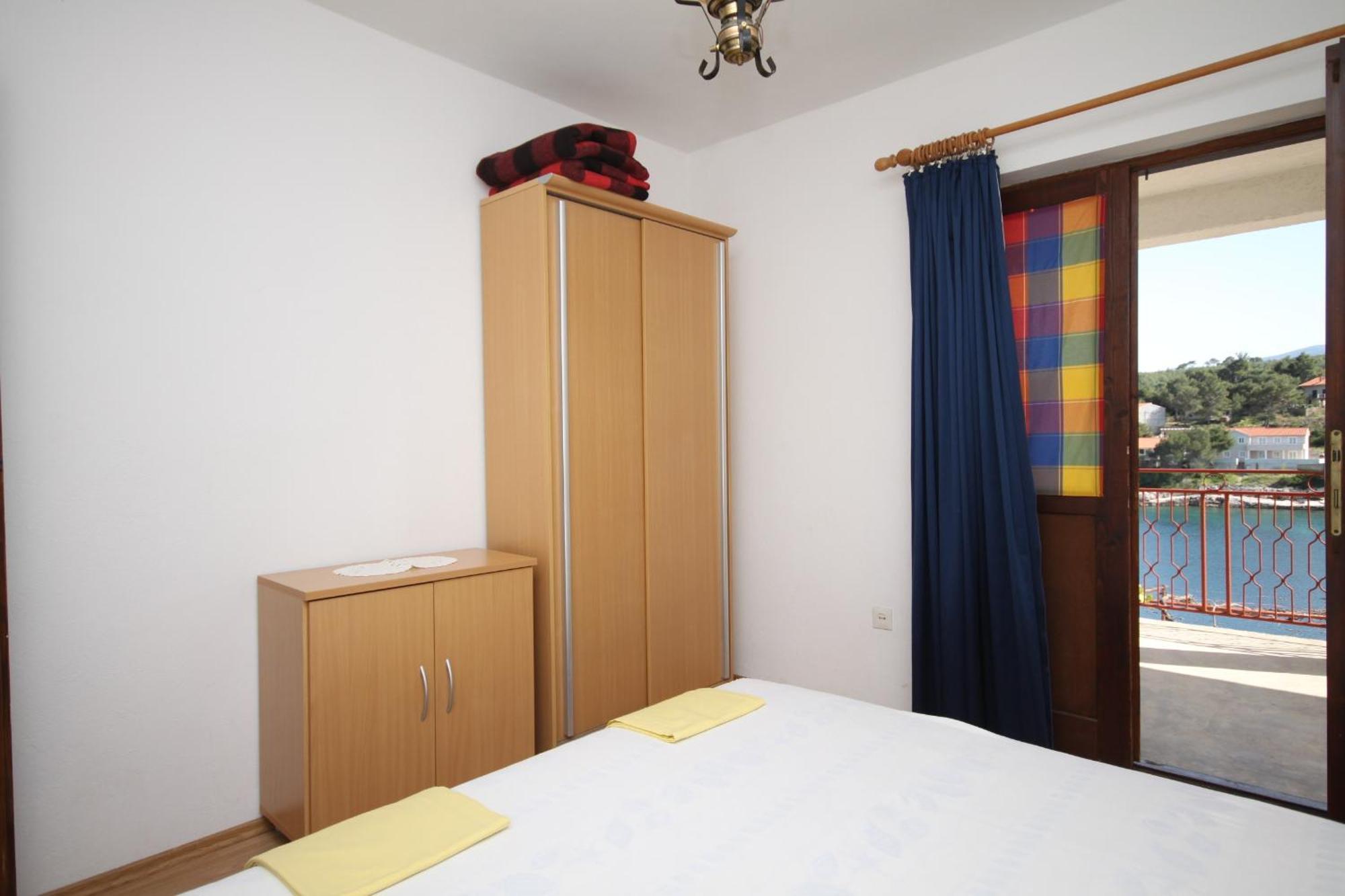 Apartments By The Sea Basina, Hvar - 8749 Vrbanj Room photo